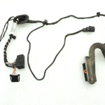 VW Tiguan 5N Durvju elektroinstalācijas instalācija aizmugurējā labajā pusē 5N0971693A Mazā gumija DEFEKTĪVA!!!
