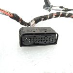 VW Tiguan 5N Durvju elektroinstalācijas instalācija aizmugurējā labajā pusē 5N0971693A Mazā gumija DEFEKTĪVA!!!