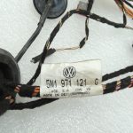 VW Tiguan 5N Priekšējo durvju instalācija priekšējā labajā pusē 5N1971121G