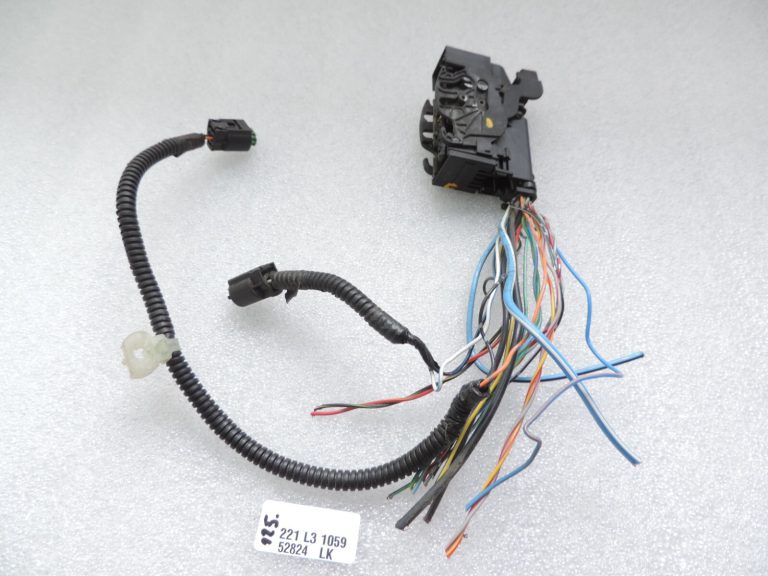Mitsubishi Colt Bosch ABS vadības bloka savienotājs 26pin 1928404410