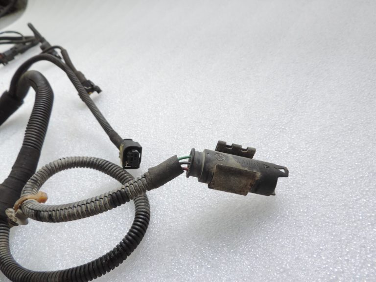 Mercedes Benz Vaneo W414 1.9i benzīna motora elektroinstalācijas instalācija A1661500033