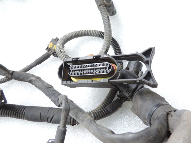 Mercedes Benz Vaneo W414 1.9i benzīna motora elektroinstalācijas instalācija A1661500033