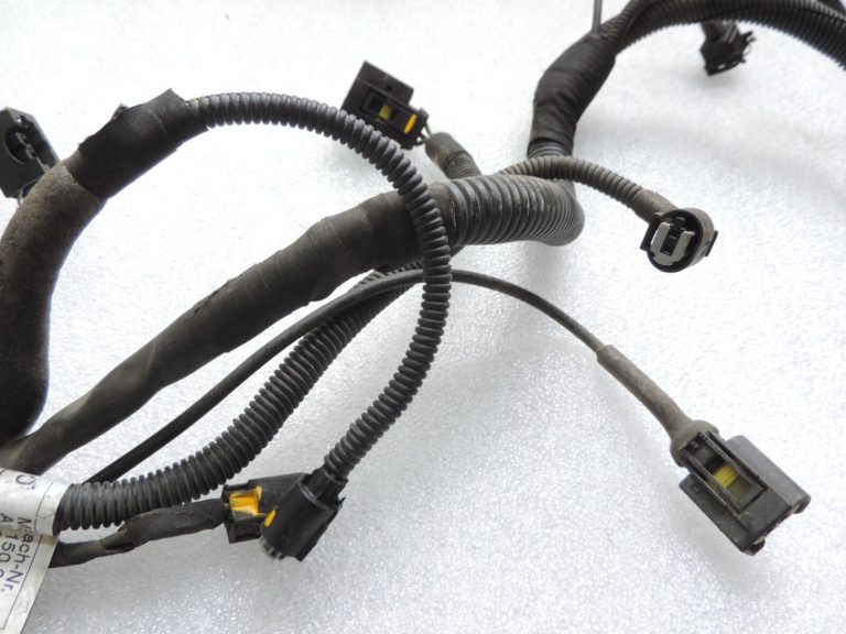 Mercedes Benz Vaneo W414 1.9i benzīna motora elektroinstalācijas instalācija A1661500033