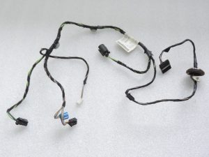 Mercedes A-klases W169 W245 durvju vadu instalācija priekšējā kreisā A1695400905