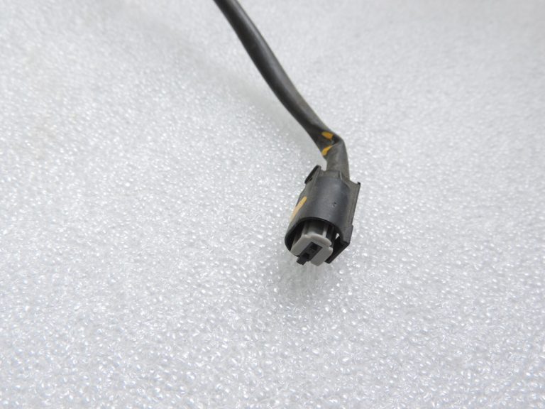 Mercedes A-klases W169 W245 Dzinēja akumulatora vadu instalācija A1695400209