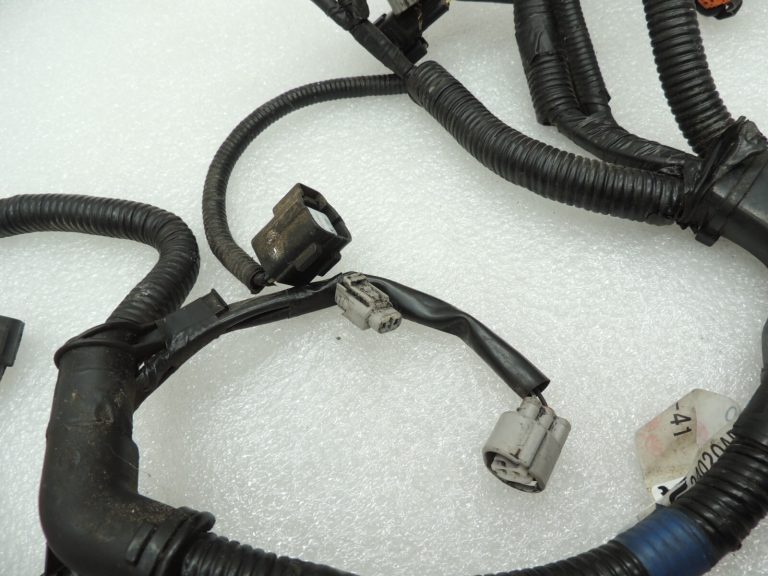 Subaru Forester 125 ZS Boxer EJ201NYTAB Motora elektroinstalācijas instalācija 24020AD110