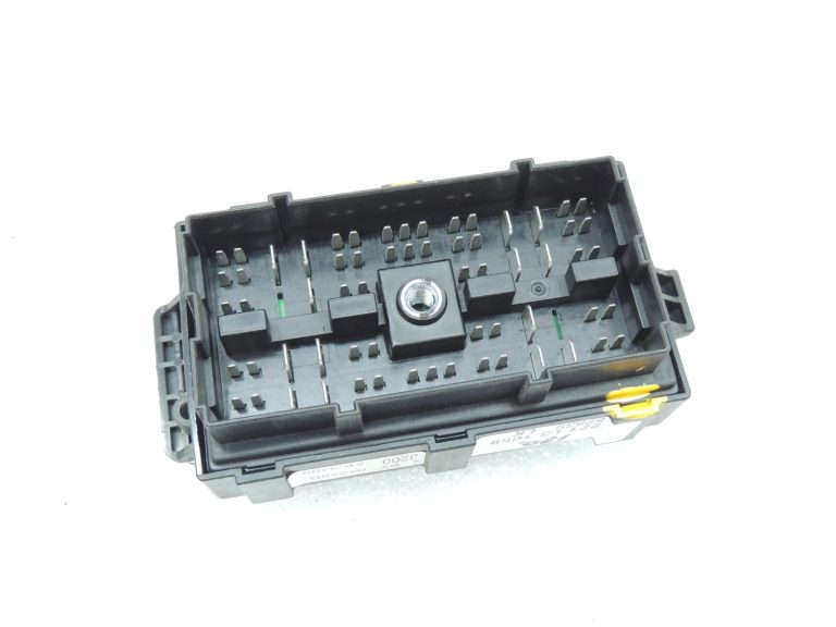 Chevrolet Lacetti J200 Drošinātāju kārba 96451738 Drošinātāju kārba