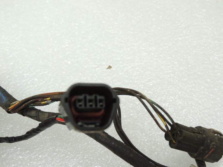 Suzuki Jimny III SN virsbūves grīdas elektroinstalācijas 3663076JA0