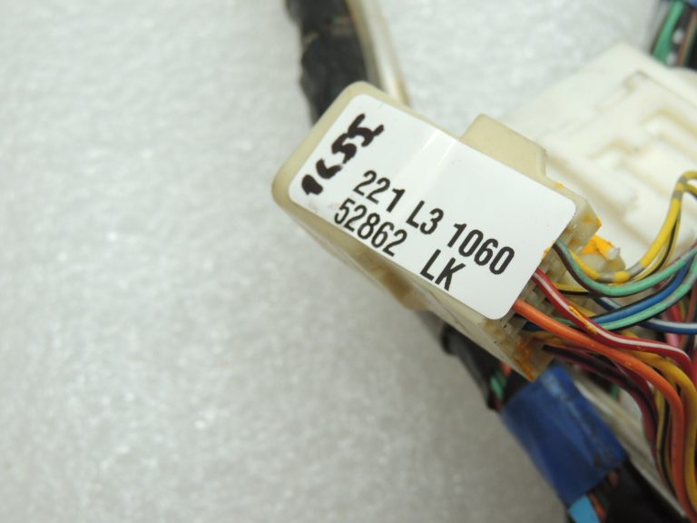Suzuki Jimny III SN virsbūves grīdas elektroinstalācijas 3663076JA0
