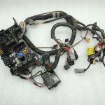 Isuzu Trooper 3 3.0TD 4JX1 motora nodalījuma elektroinstalācijas instalācijas drošinātāju kārba 8973034170