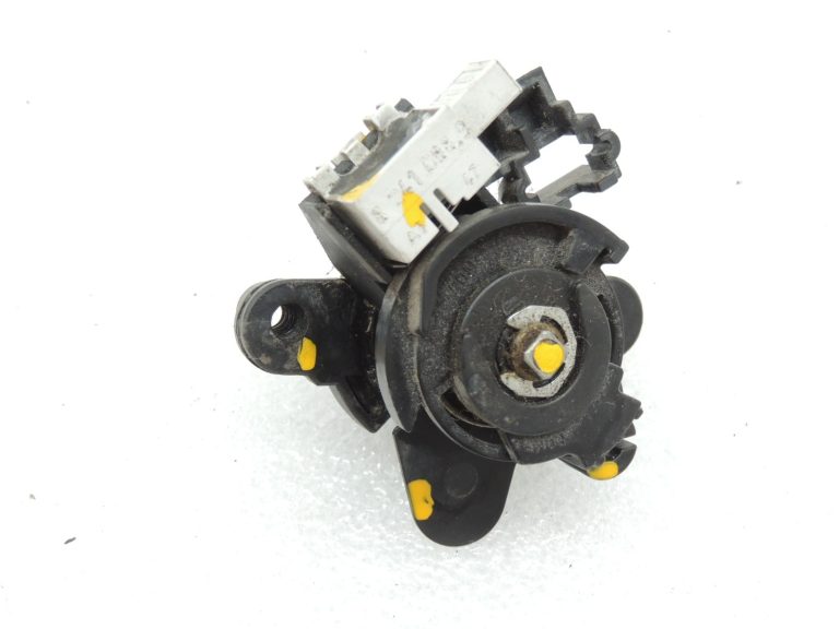 BMW E60 salona aizmugurējo durvju bloķēšanas cilindrs 51247201534 Nav atslēgas!!!