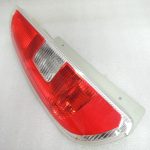 Skoda Roomster 5J aizmugurējais kreisais aizmugurējais lukturis 5J7945111 Aizmugurējais kreisais lukturis