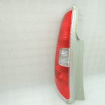 Skoda Roomster 5J aizmugurējais kreisais aizmugurējais lukturis 5J7945111 Aizmugurējais kreisais lukturis