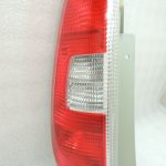 Skoda Roomster 5J aizmugurējais kreisais aizmugurējais lukturis 5J7945111 Aizmugurējais kreisais lukturis