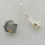 Toyota Avensis T27 Sedans Aizmugurējā luktura turētājs aizmugurējais ārējais 81555-05270