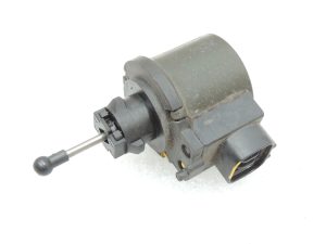 Mazda 3 BK Xenon headlight servomotor LWR 8651000650