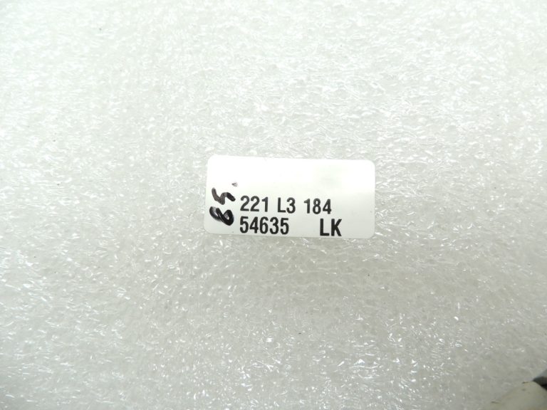 Mazda 5 CR Halogēna lukturu vadu instalācija HB3 kontaktdakša C29151064
