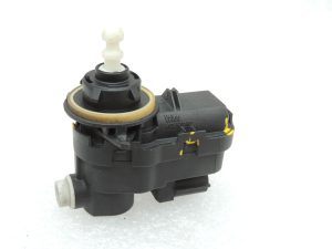 Oriģinālais Renault Espace IV halogēna priekšējo lukturu servomotors LWR 8200402521