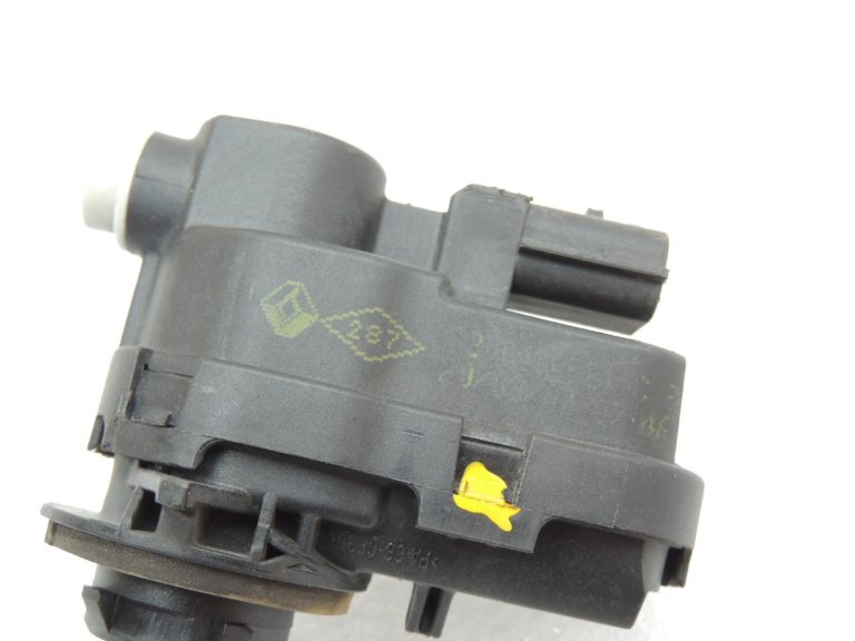 Oriģinālais Renault Espace IV halogēna priekšējo lukturu servomotors LWR 8200402521
