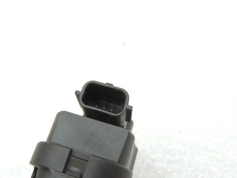 Oriģinālais Renault Espace IV halogēna priekšējo lukturu servomotors LWR 8200402521