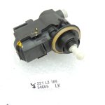 Oriģinālais Renault Espace IV halogēna priekšējo lukturu servomotors LWR 8200402521
