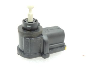Ford Focus II 2004-2008 Halogēna priekšējo lukturu servomotors LWR 4M5113K198AA