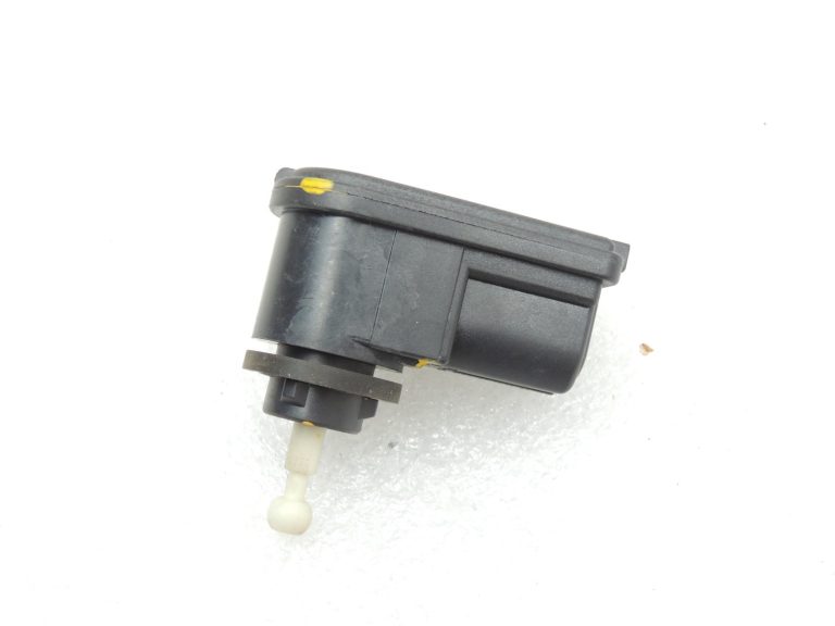 Ford Focus II 2004-2008 Halogēna priekšējo lukturu servomotors LWR 4M5113K198AA