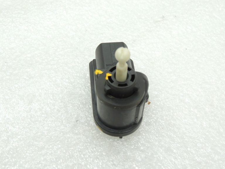 Ford Focus II 2004-2008 Halogēna priekšējo lukturu servomotors LWR 4M5113K198AA