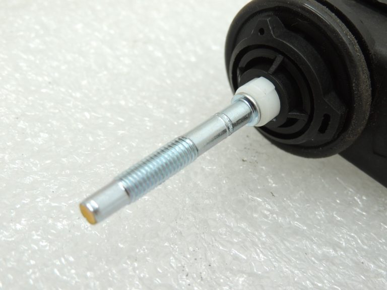 Hyundai i30 I FD Halogēna lukturu servomotors LWR 921302B000