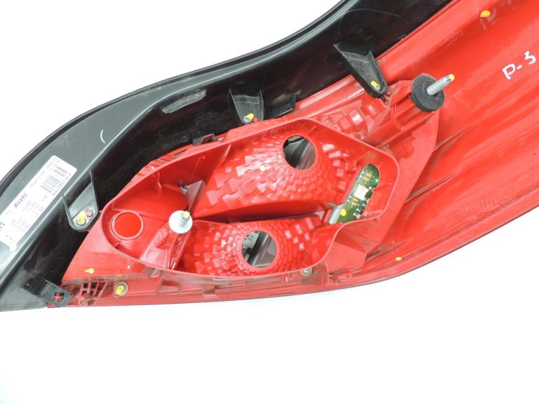 Peugeot 508 I Notchback LED aizmugurējais lukturis kreisajā pusē 9686293780 Aizmugurējais lukturis 6350LLL