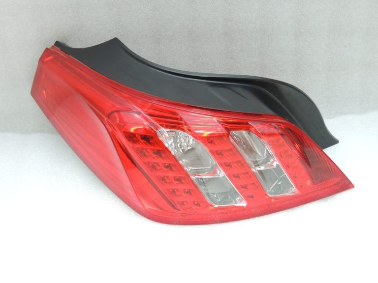 Peugeot 508 I Notchback LED aizmugurējais lukturis kreisajā pusē 9686293780 Aizmugurējais lukturis 6350LLL