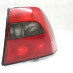 Opel Vectra B Sedans Yorka aizmugurējais labais aizmugurējais lukturis 9119528