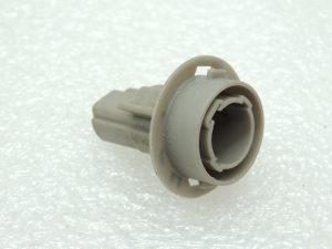 Mazda 626 GF Hečbeks Trešās bremžu gaismas spuldzes ligzda NA1251584A