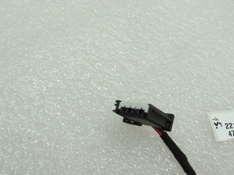 Opel Zafira C Aizmugurējās aizmugurējās aizmugurējās aizmugurējās gaismas spuldzes turētājs 13386608