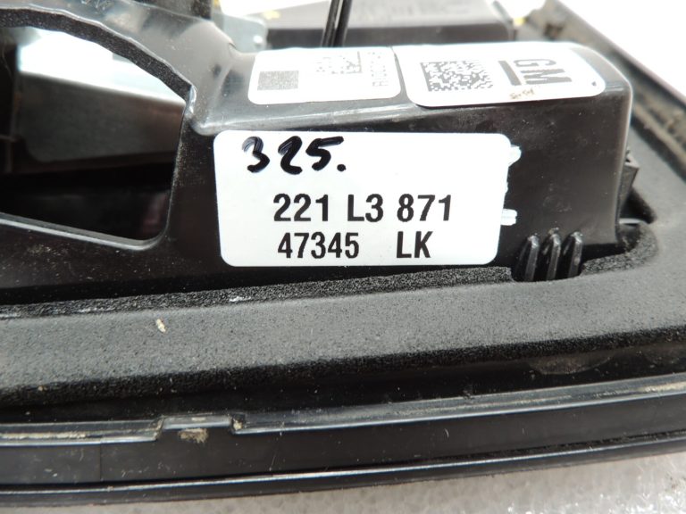 Opel Zafira C aizmugurējais aizmugurējais kreisais salona aizmugurējais lukturis 13288832