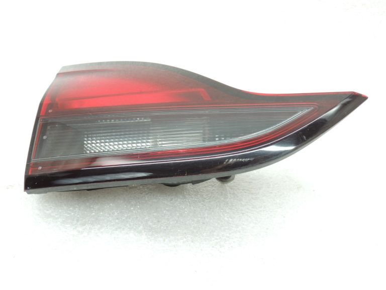 Opel Zafira C aizmugurējais aizmugurējais kreisais salona aizmugurējais lukturis 13288832