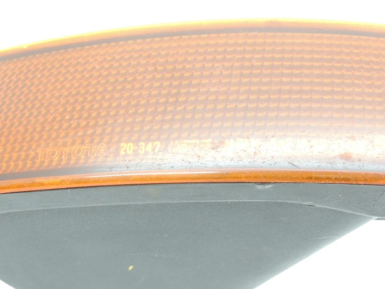Toyota Celica T200 1993-1995 Priekšējā labā indikatora gaisma 8151120730