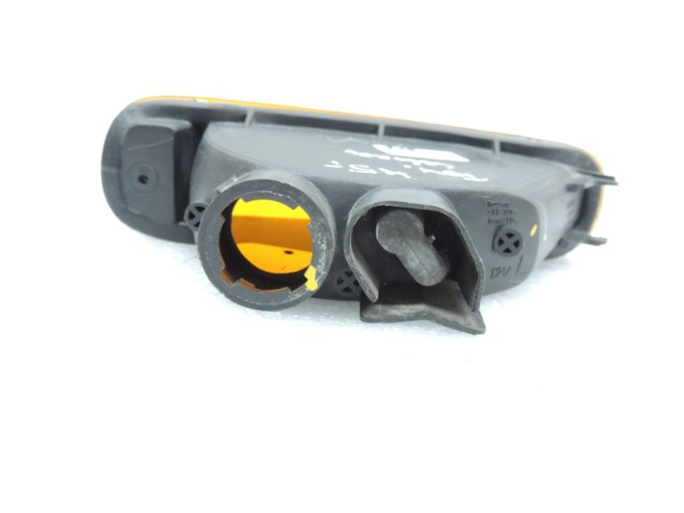 Toyota Celica T200 1993-1995 Priekšējais kreisais indikators 8151120730