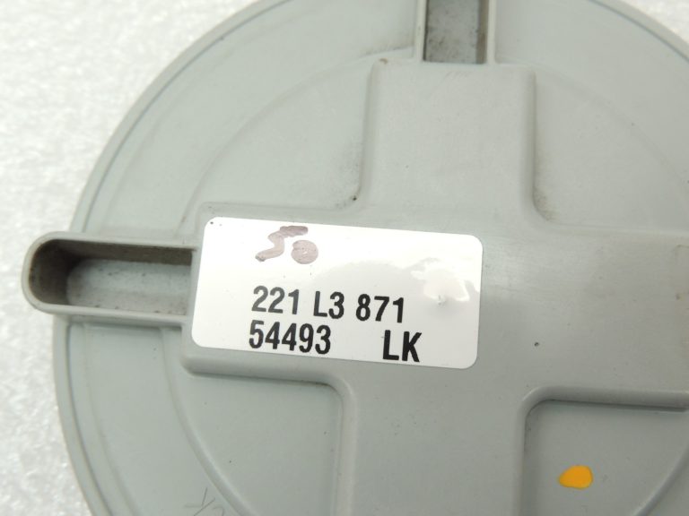 Toyota Avensis T27 2008-2011 Halogēna priekšējo lukturu vāciņš 8113505310