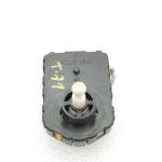 Toyota Avensis T27 2008-2011 Halogēno lukturu piedziņa LWR priekšējo lukturu izlīdzinātājs
