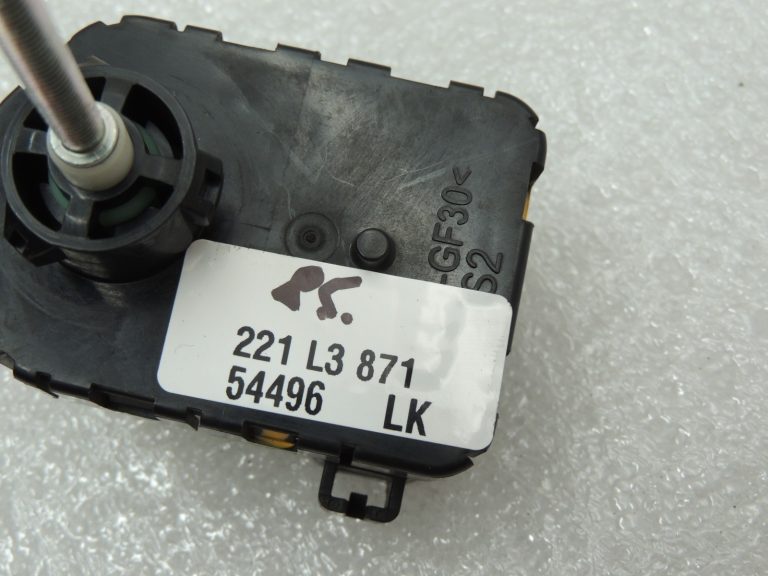 Toyota Avensis T25 facelift 2006+ Halogēna priekšējo lukturu servomotors LWR