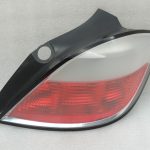 Opel Astra H 5 durvju hečbeks Aizmugurējais lukturis Labais 93178772