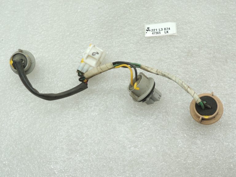 Subaru Forester III SH Aizmugurējā luktura turētājs labajā pusē 84931SC040