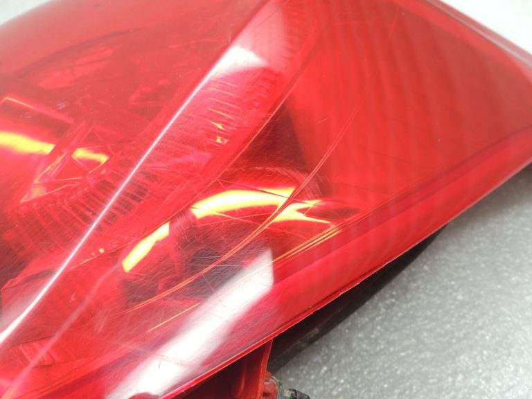 Opel Mokka aizmugurējais labais aizmugurējais lukturis 42435942 Aizmugurējais labais aizmugurējais lukturis