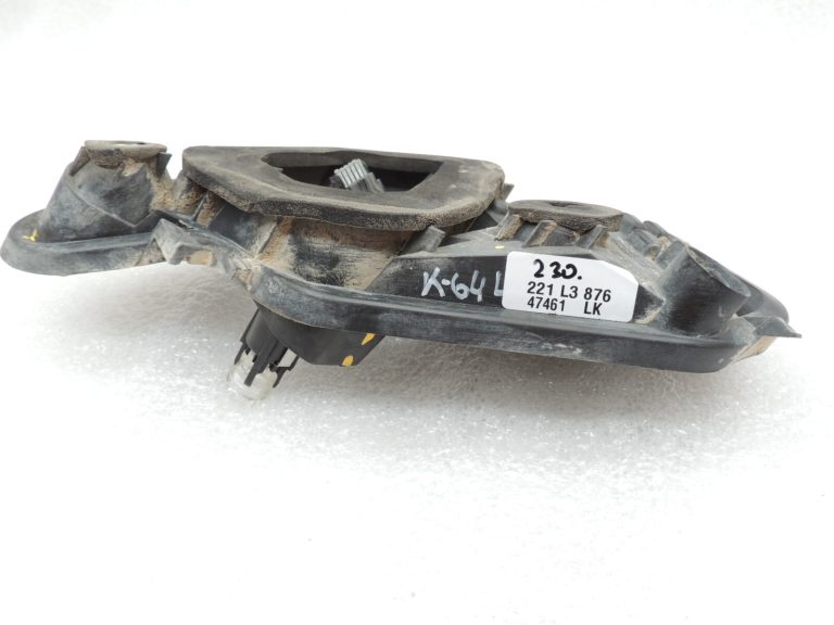 Opel Corsa D 5 durvju hečbeks aizmugurējais labais aizmugurējais lukturis 93189101