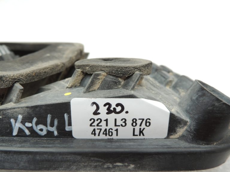 Opel Corsa D 5 durvju hečbeks aizmugurējais labais aizmugurējais lukturis 93189101