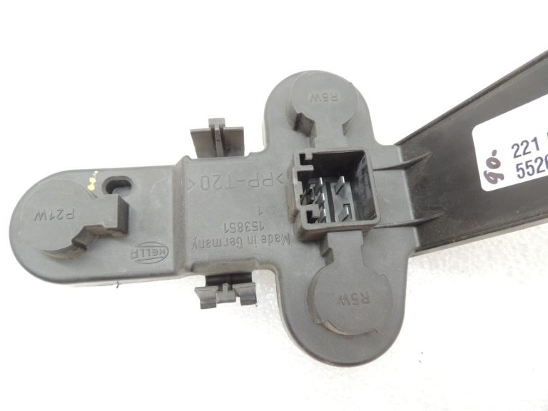 Volvo S60 aizmugurējā apgaismojuma spuldzes turētājs spuldzes turētājs 30655371