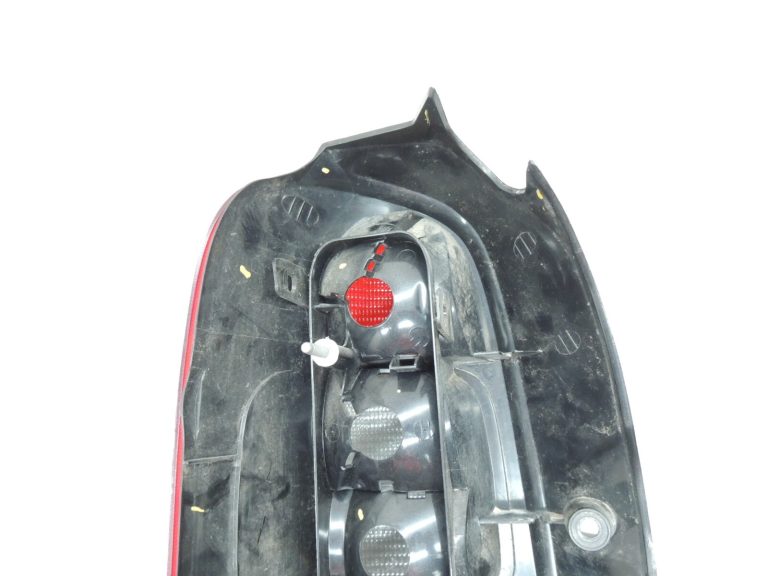 Opel Sintra aizmugurējais labais aizmugurējais lukturis Aizmugurējais lukturis 10353278 Aizmugurējais lukturis