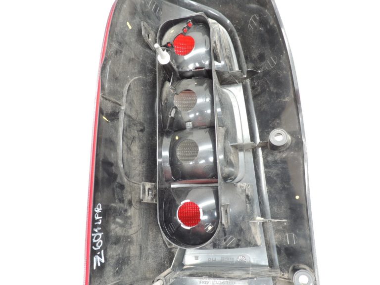 Opel Sintra aizmugurējais labais aizmugurējais lukturis Aizmugurējais lukturis 10353278 Aizmugurējais lukturis