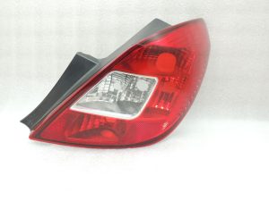 Opel Corsa D 5 durvju hečbeks aizmugurējais labais aizmugurējais lukturis 93190950